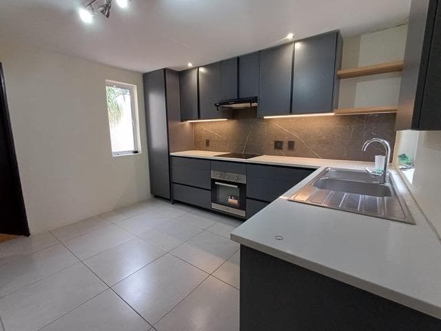 5 Bedroom House in Dowerglen