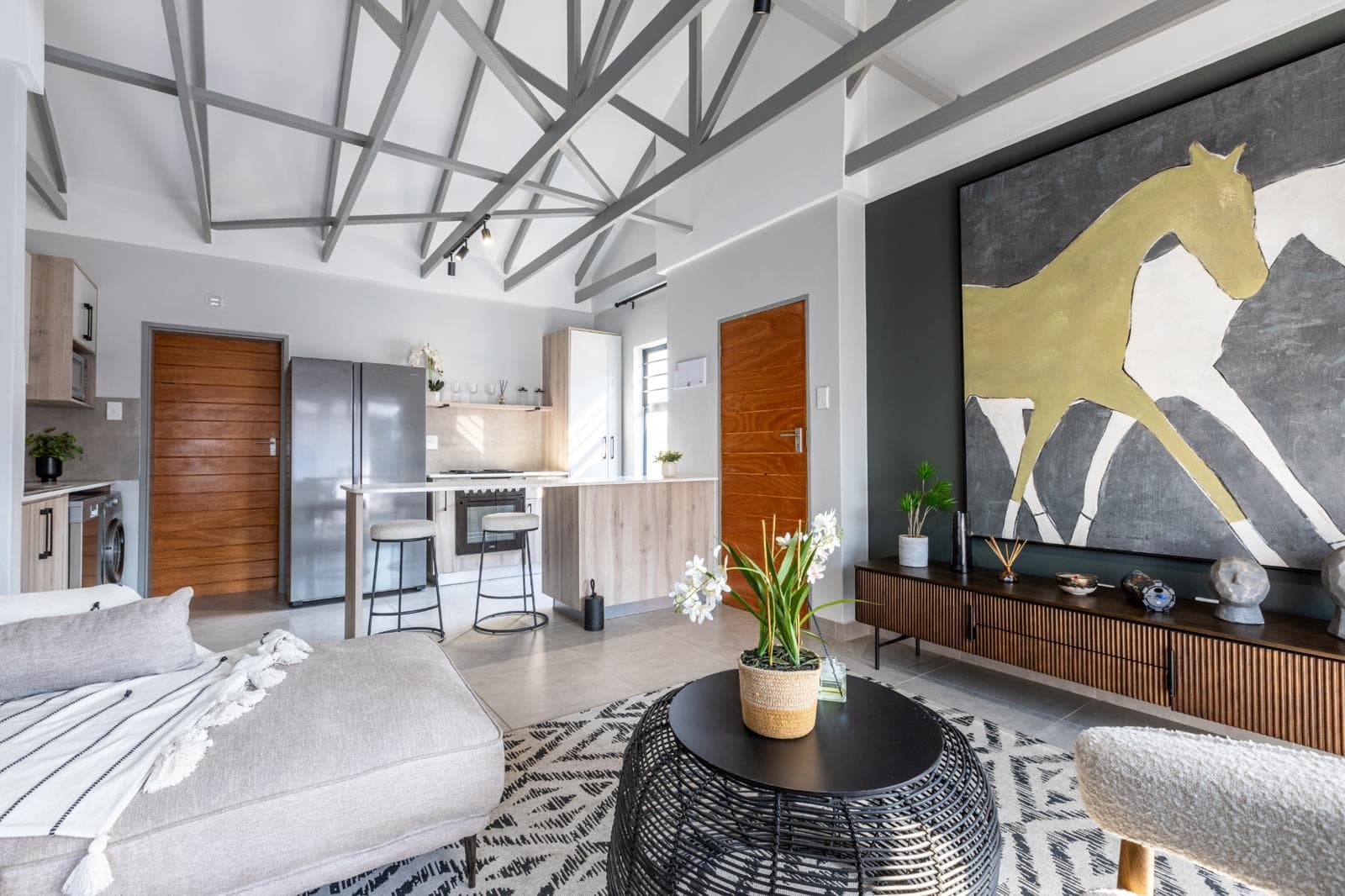 3 Bedroom Simplex in Wierda Park