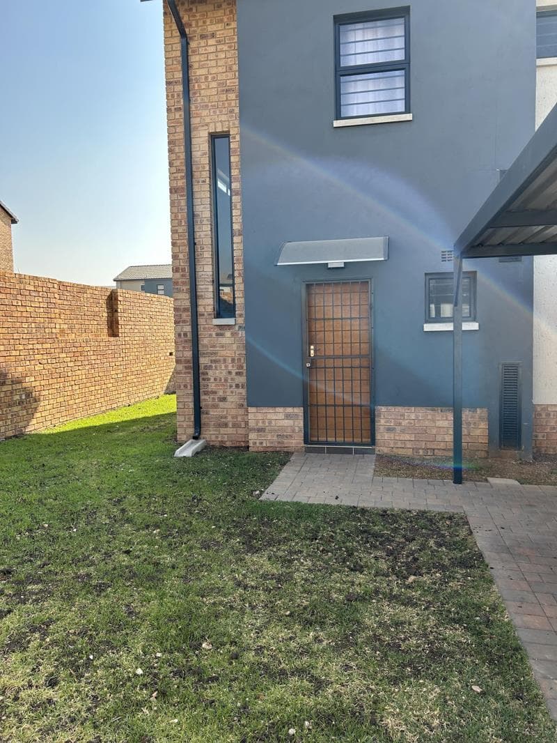 3 Bedroom Townhouse in Nietgedacht AH