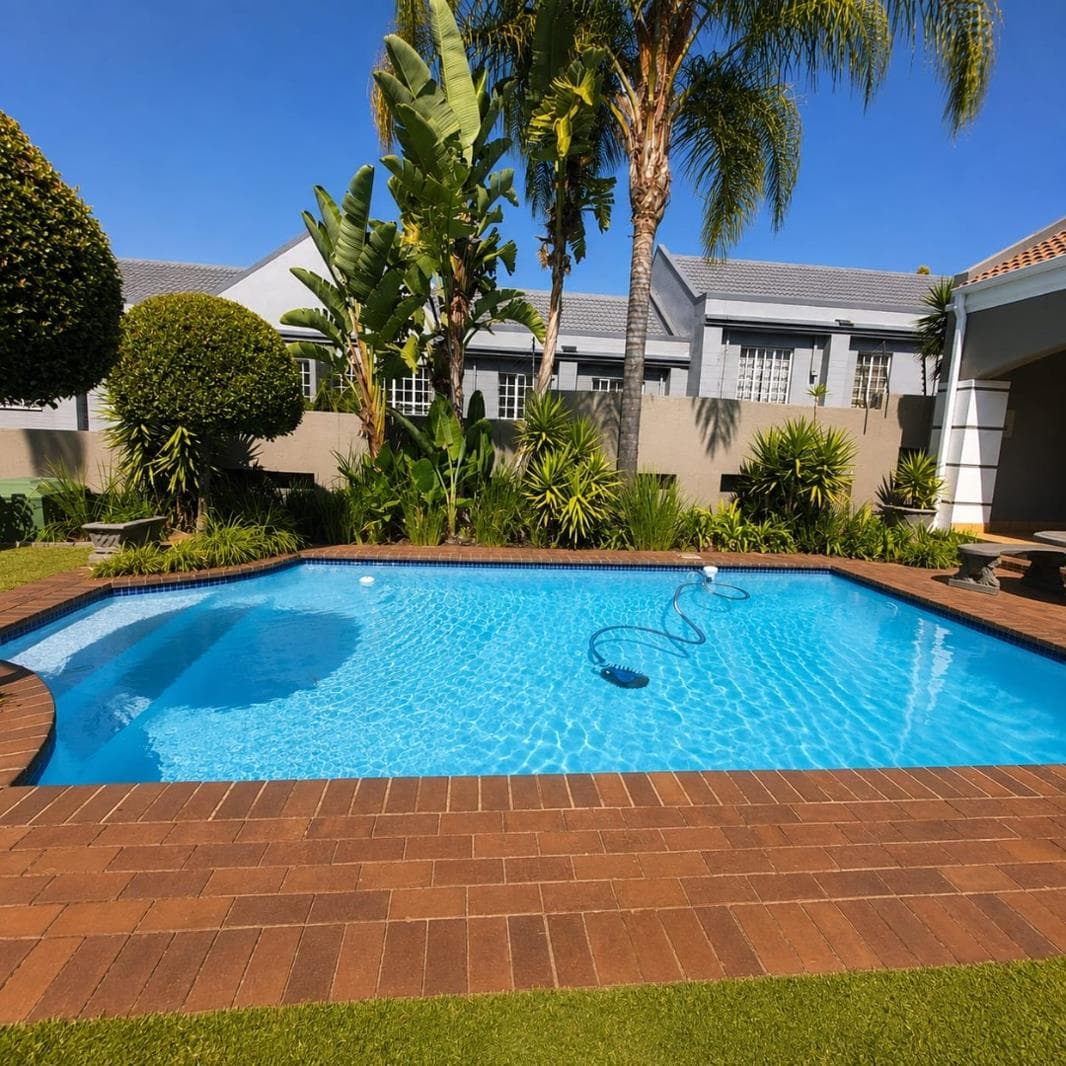 1 Bedroom Apartment in Melrose North