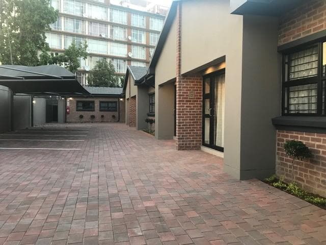 2 Bedroom Simplex in Arcadia