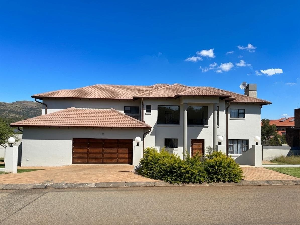 4 Bedroom House in Seasons Lifestyle Estate