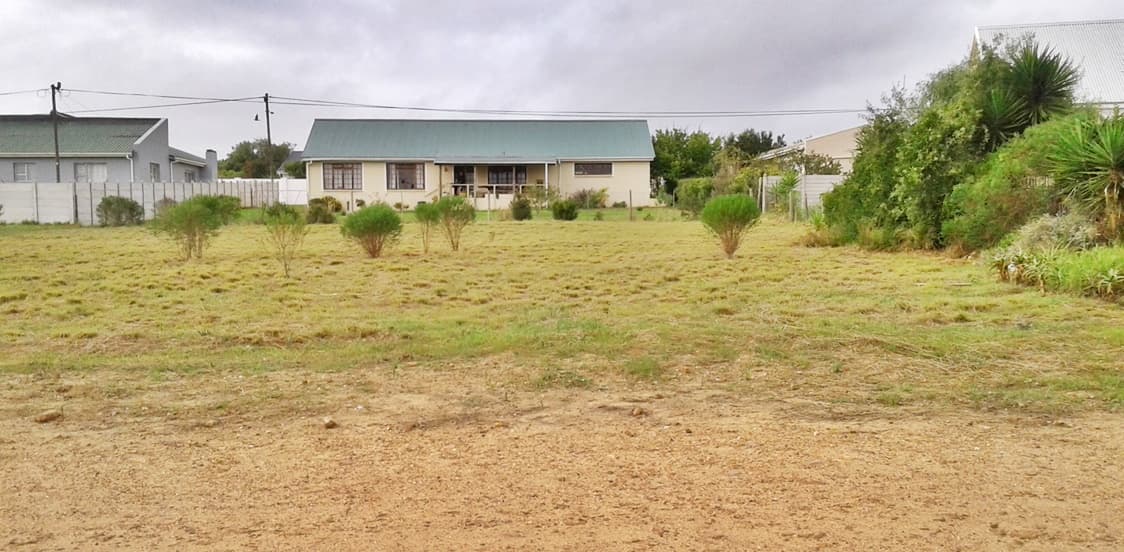 945 m² Land available in Napier