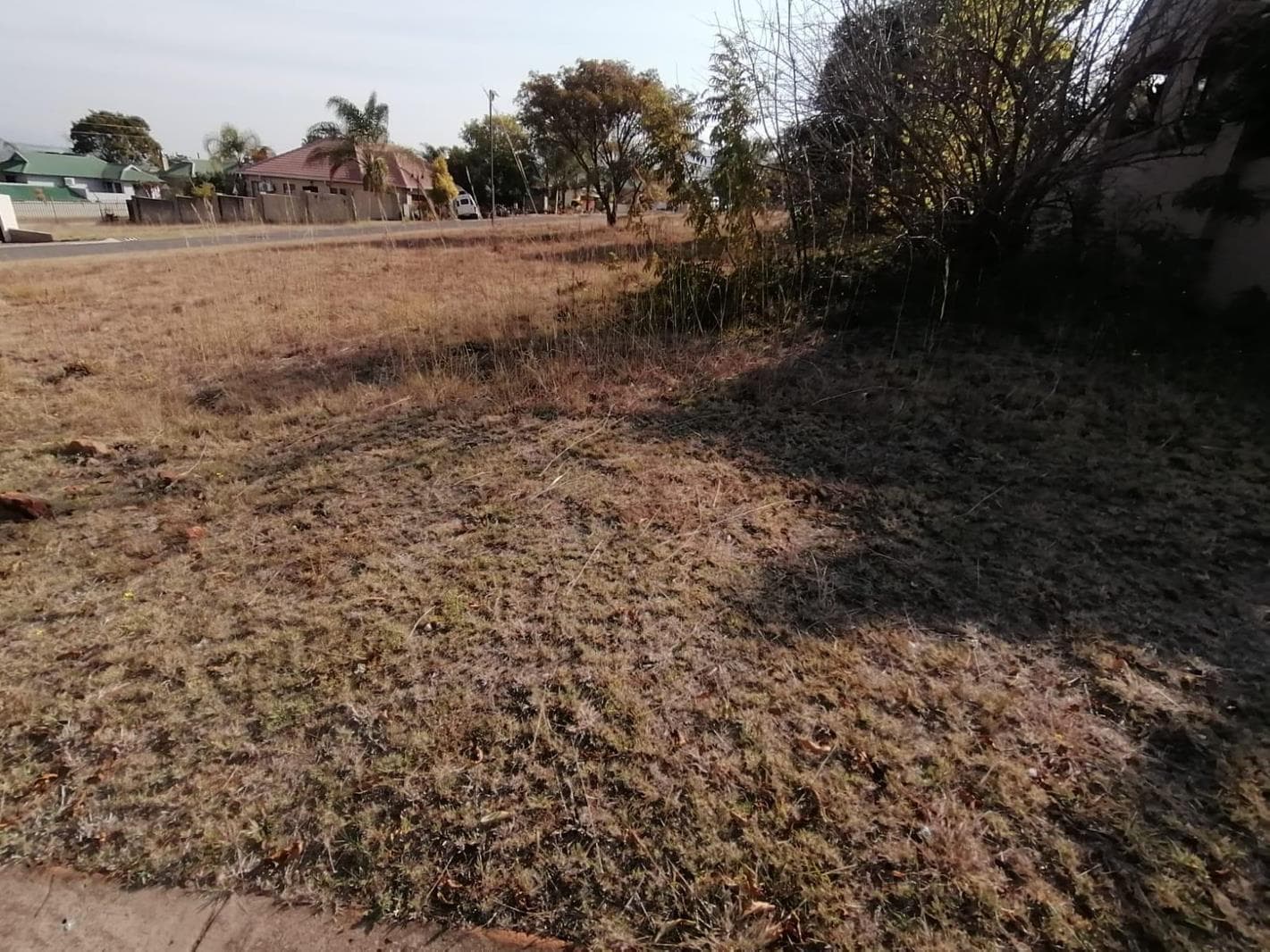 692 m² Land available in Kosmos Ridge