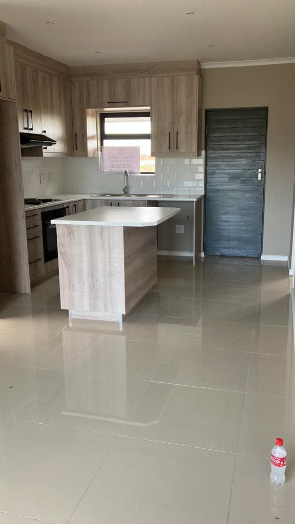 3 Bedroom House in Stratford Green
