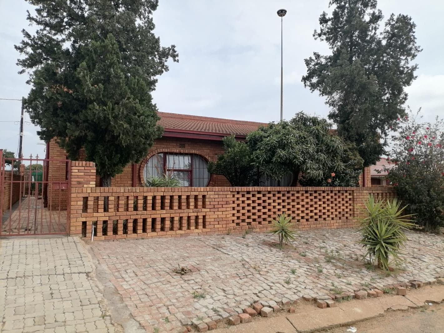 5 Bedroom House in Lethlabile