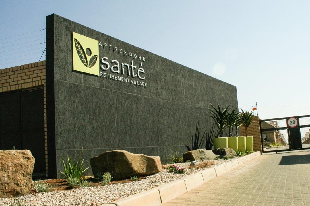 Apartment / flat for sale in Helicon Heights