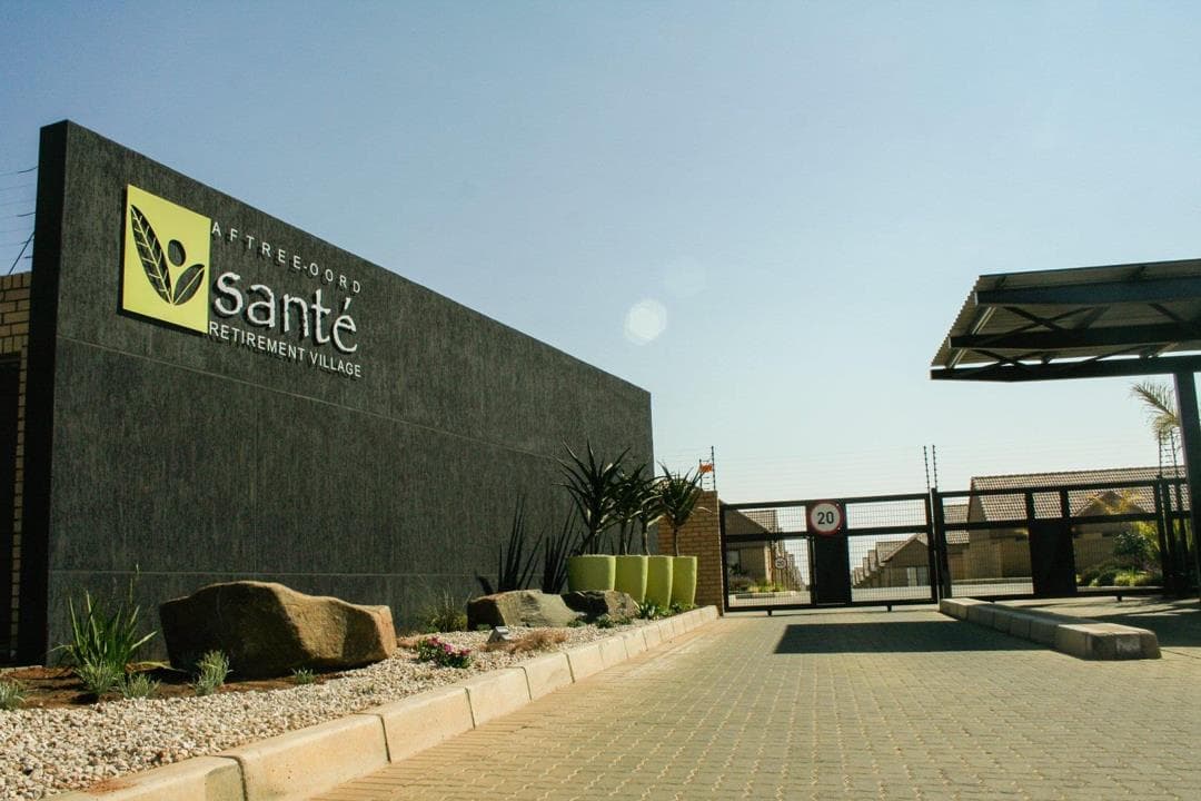 2 Bedroom Apartment / flat for sale in Helicon Heights