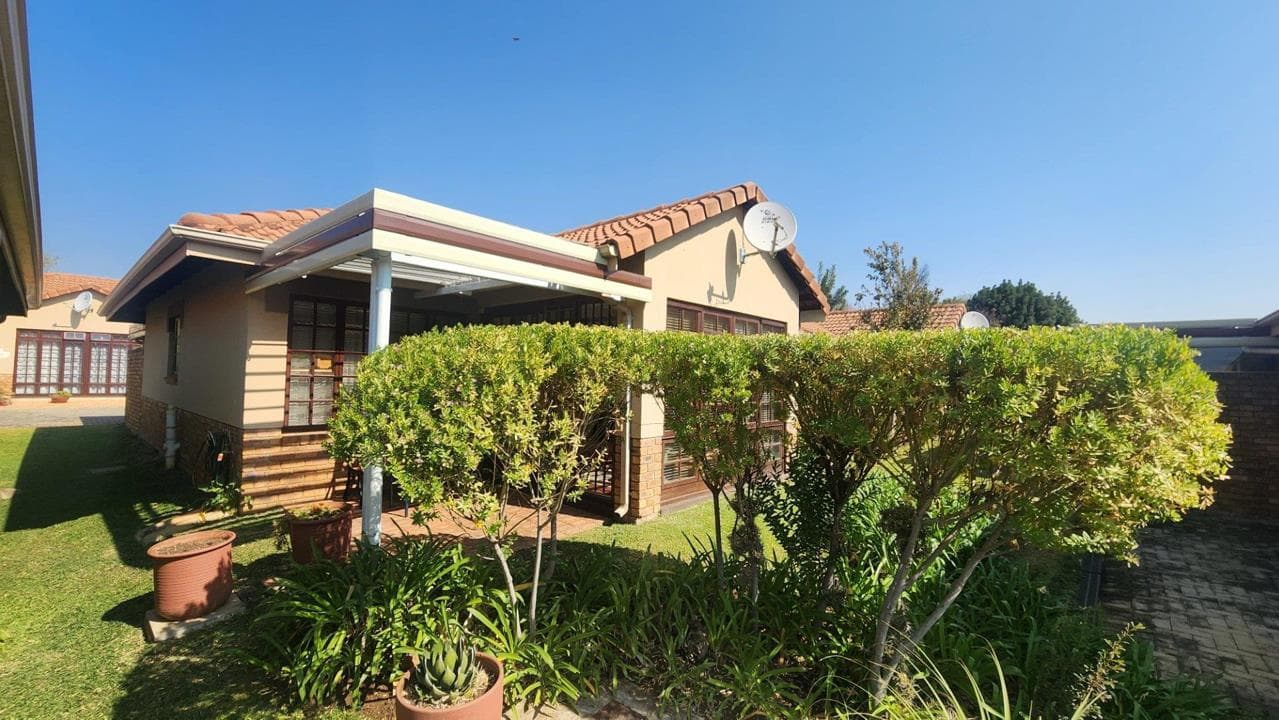 2 Bedroom Townhouse for sale in Montana