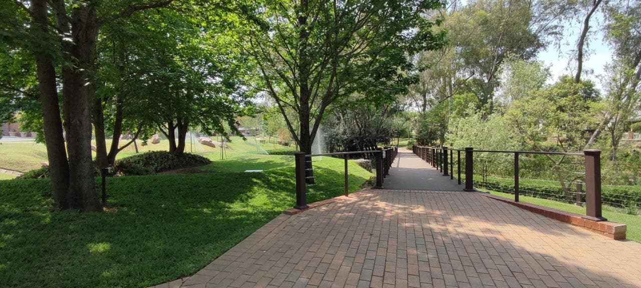 Apartment / flat to rent in Douglasdale