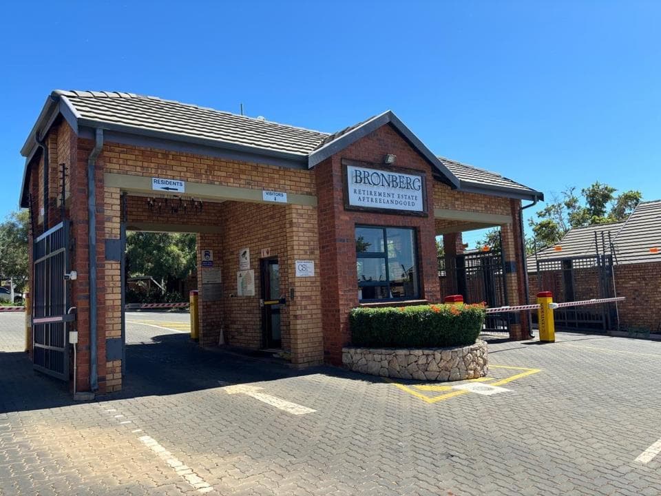 1 Bedroom Apartment / flat to rent in Olympus AH