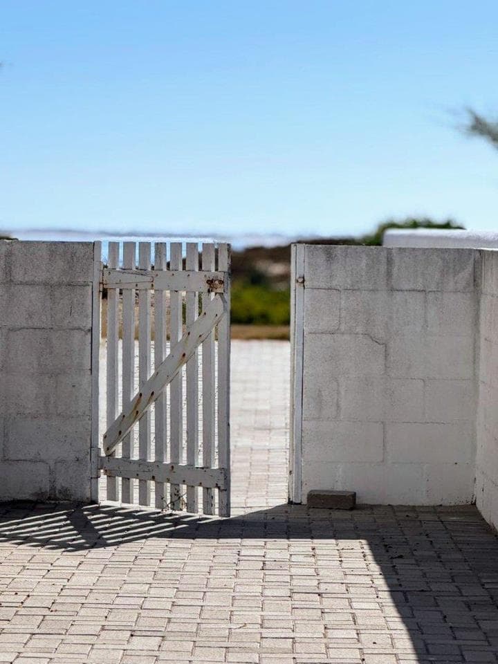 4 Bedroom House for sale in Britannia Bay