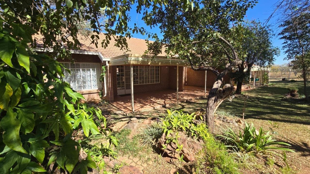 2 Bedroom House for sale in Bela Bela