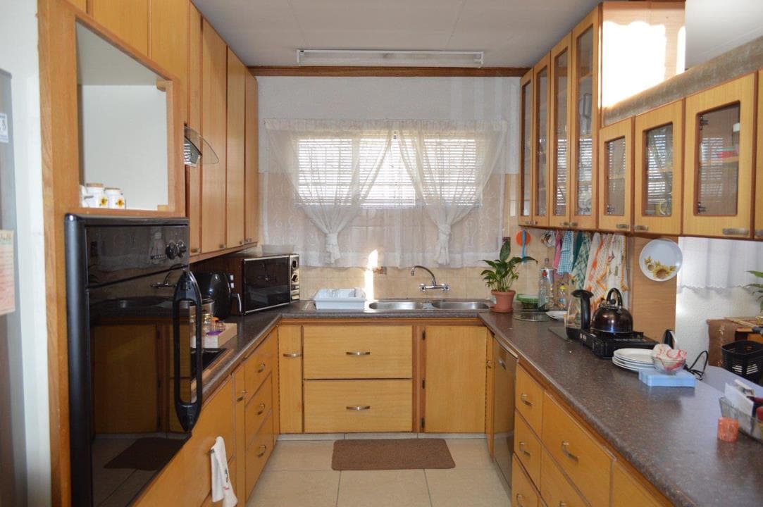2 Bedroom Apartment / flat for sale in Oudorp