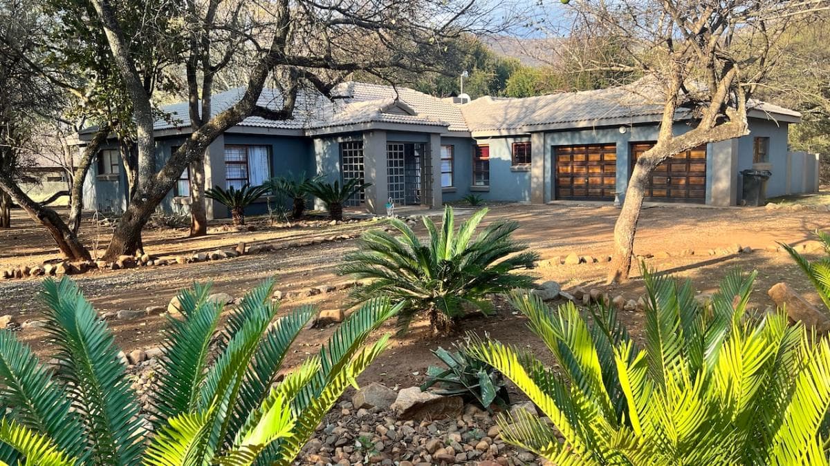 3 Bedroom House for sale in Lydenburg