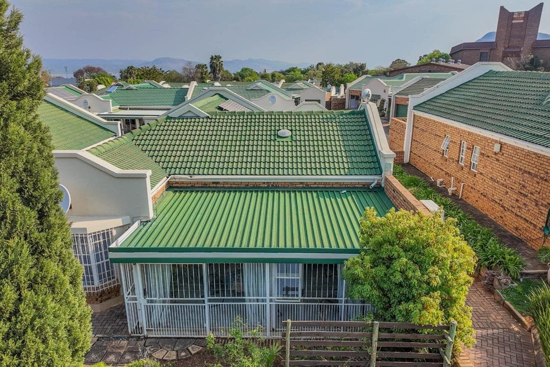 2 Bedroom Townhouse for sale in Schoemansville