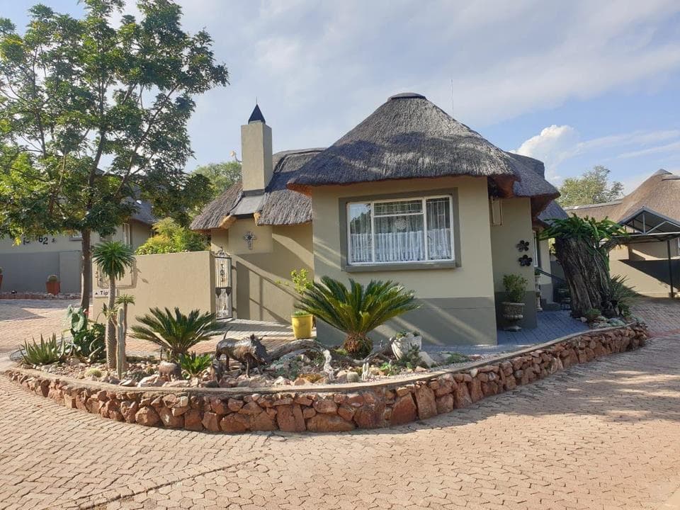 2 Bedroom House for sale in Mookgopong Rural