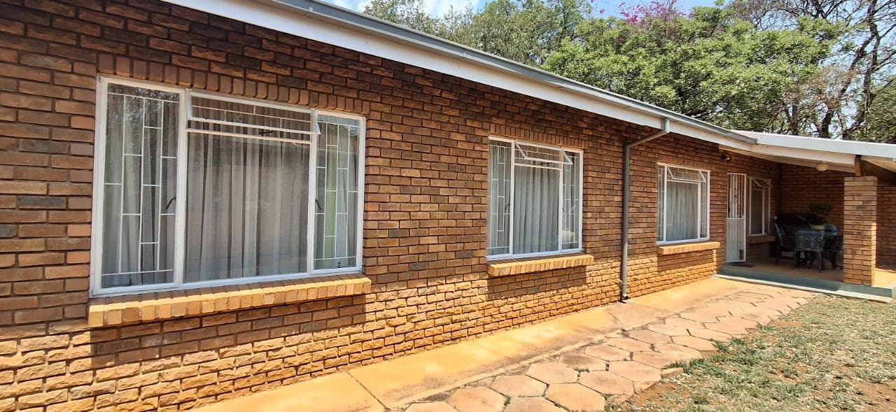 3 Bedroom House for sale in Mookgopong