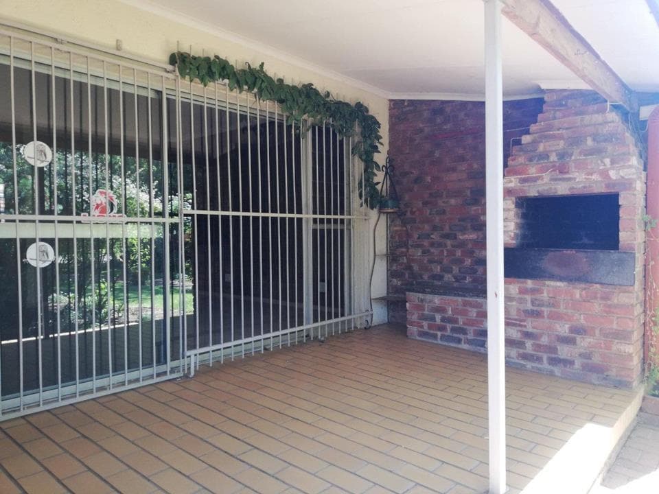 2 Bedroom House for sale in Ellaton