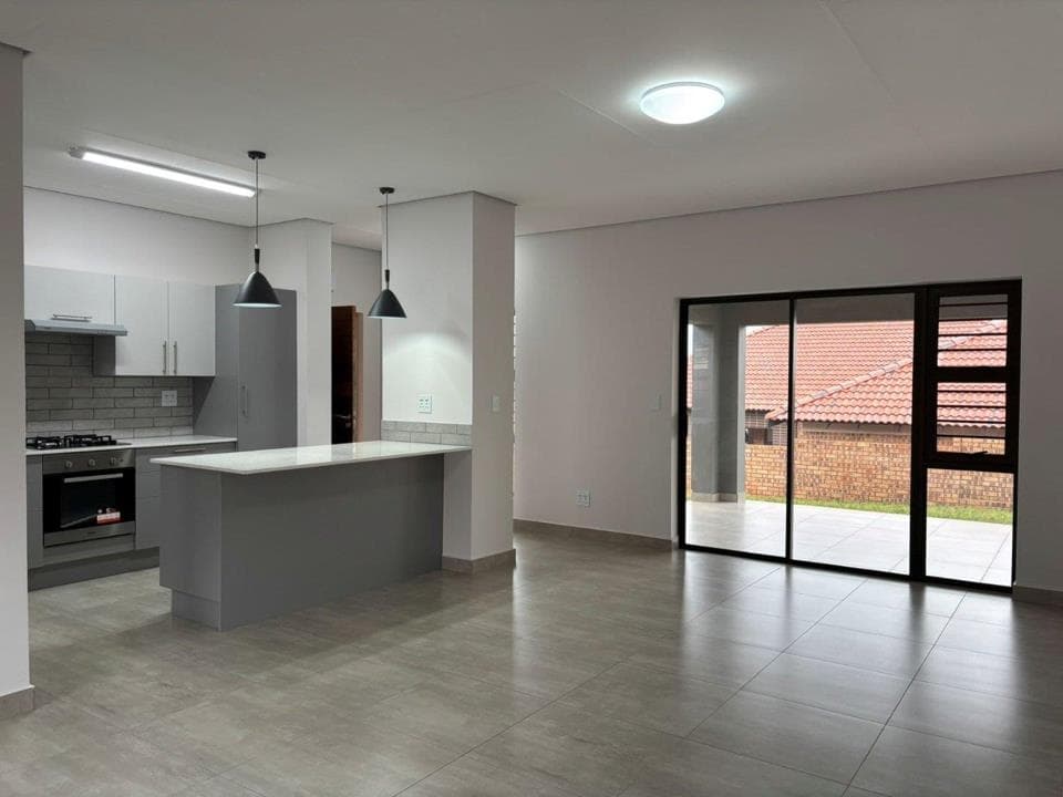 3 Bedroom House for sale in Bateleur Estate