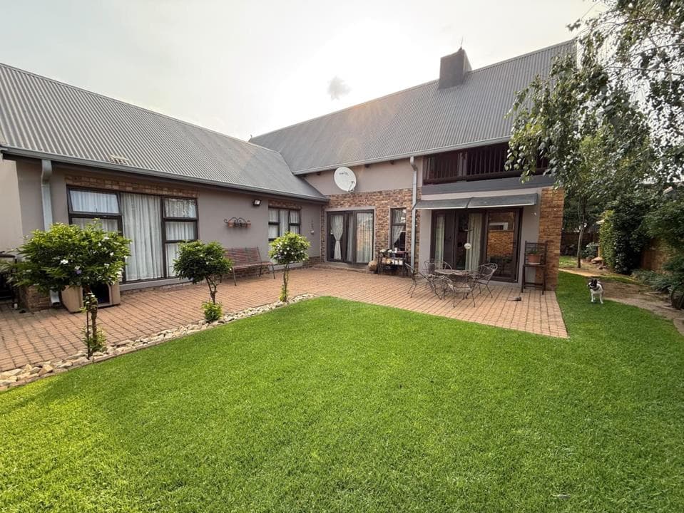 3 Bedroom House for sale in Reyno Ridge