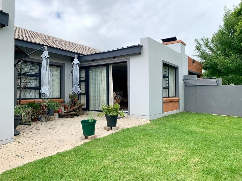 2 Bedroom Townhouse for sale in Melodie