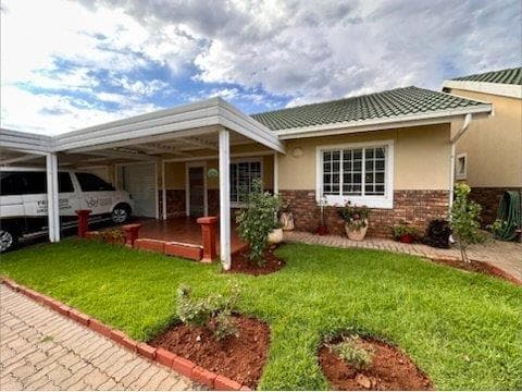 2 Bedroom Townhouse for sale in Ninapark