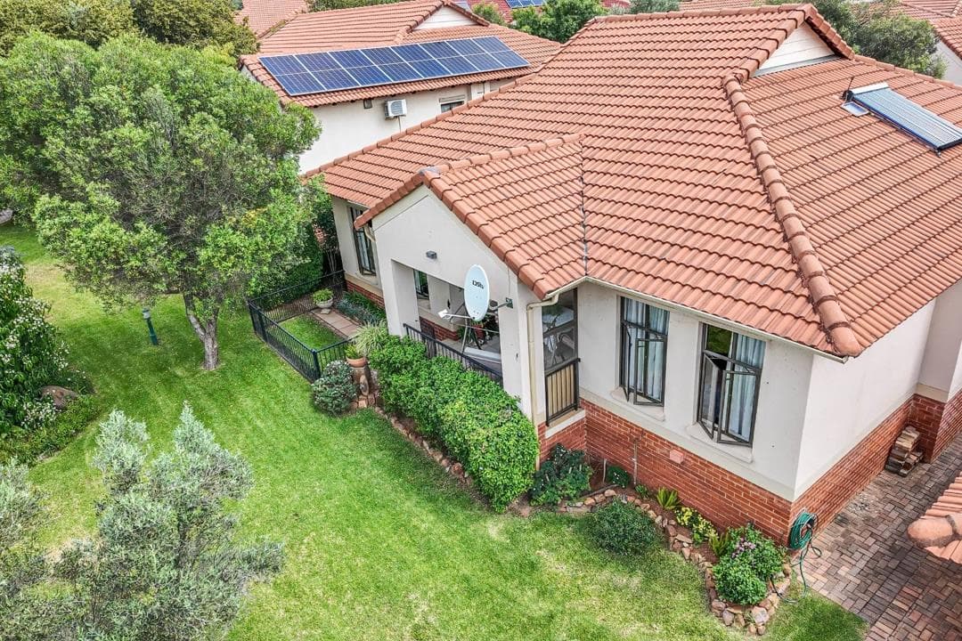 2 Bedroom House for sale in Xanadu Nature Estate