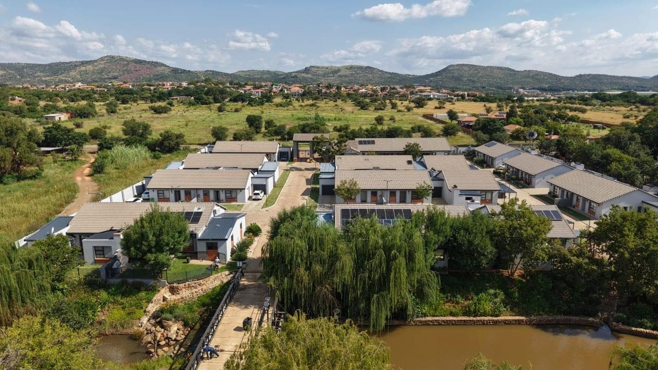 2 Bedroom Townhouse for sale in Melodie