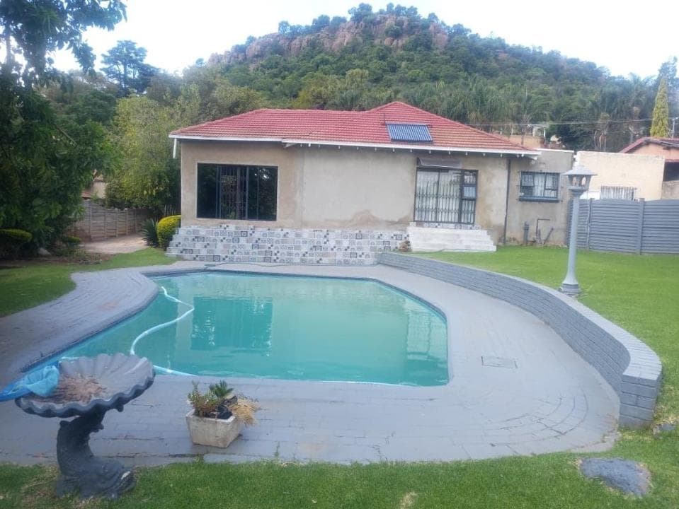 3 Bedroom House for sale in Kragbron