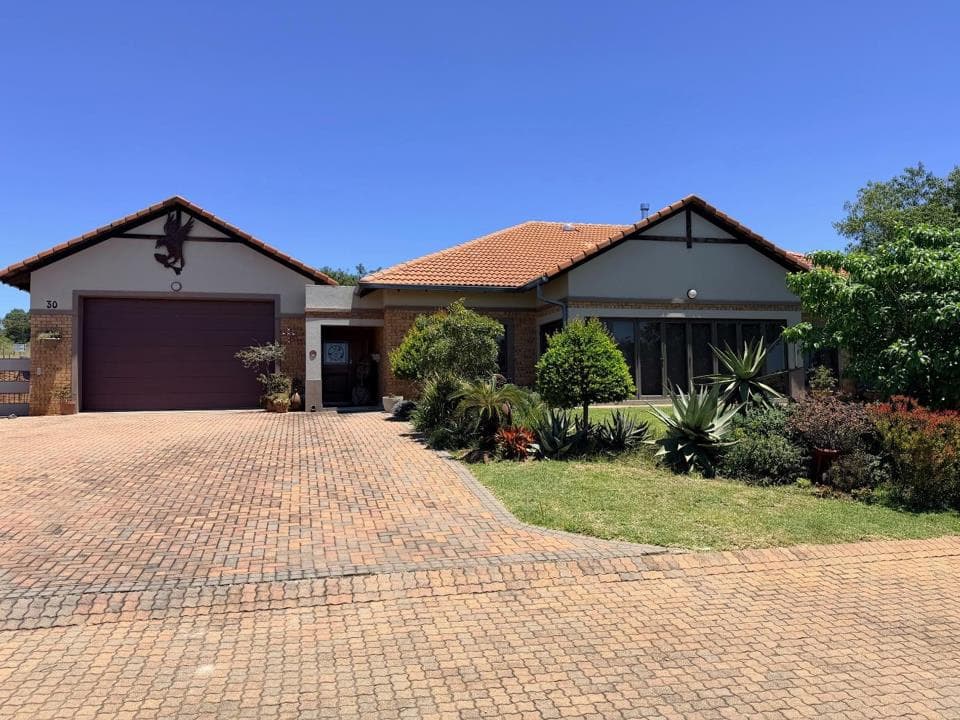 3 Bedroom House to rent in Bateleur Estate