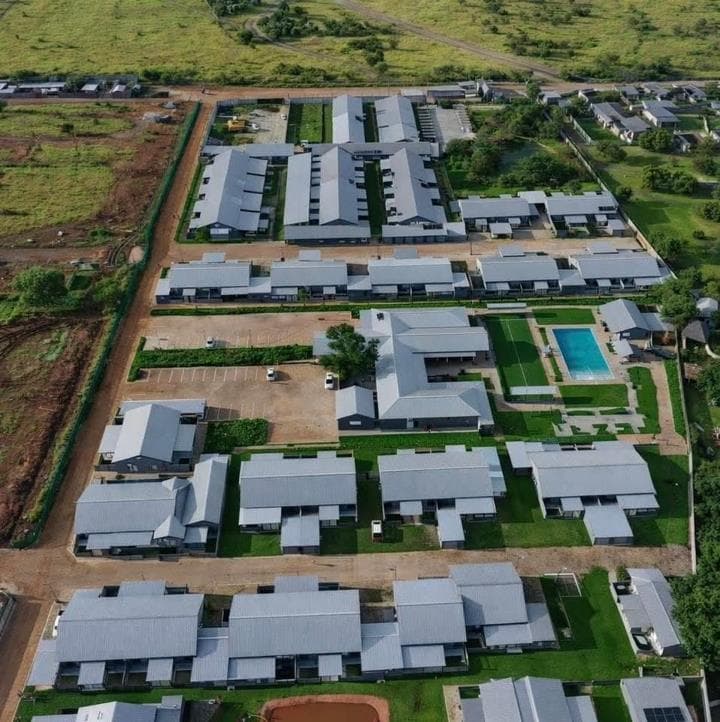 2 Bedroom House for sale in Syferfontein