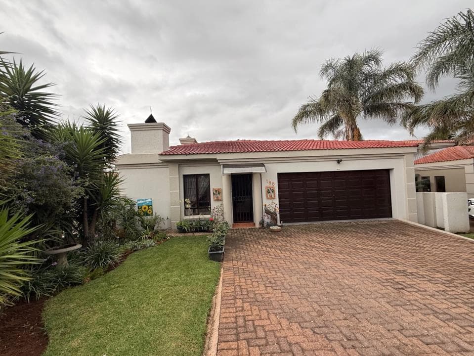 2 Bedroom House for sale in Reyno Ridge