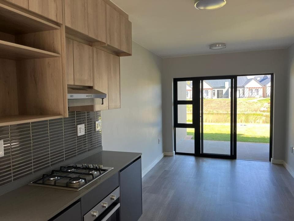 2 Bedroom Apartment / flat to rent in Klein Brak Rivier