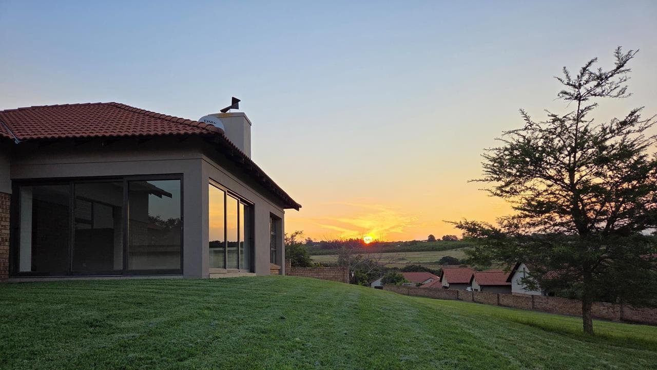 3 Bedroom House for sale in Bateleur Estate