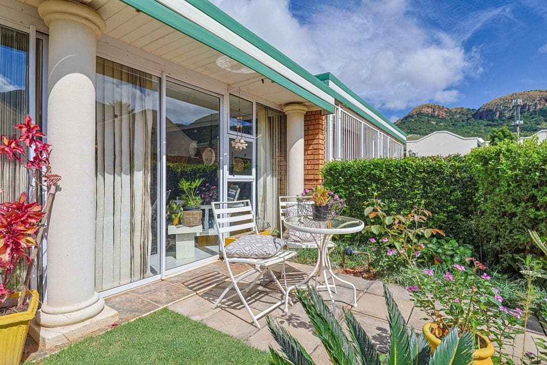 2 Bedroom House for sale in Schoemansville