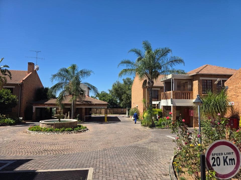 2 Bedroom Apartment / flat for sale in Equestria