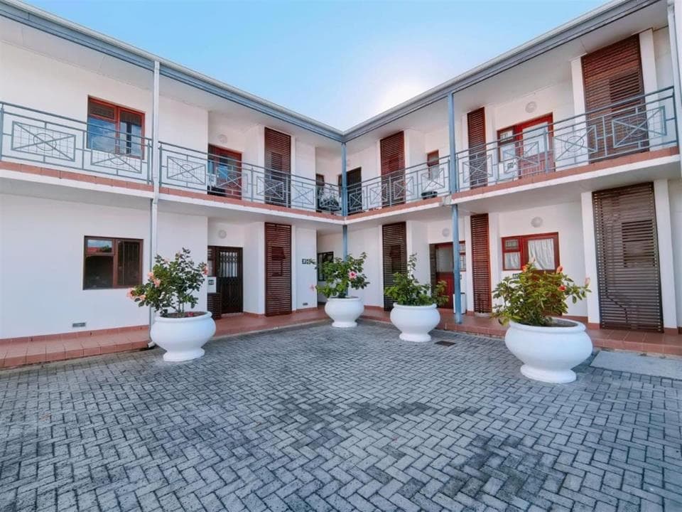 1 Bedroom Apartment / flat for sale in Hoekwil