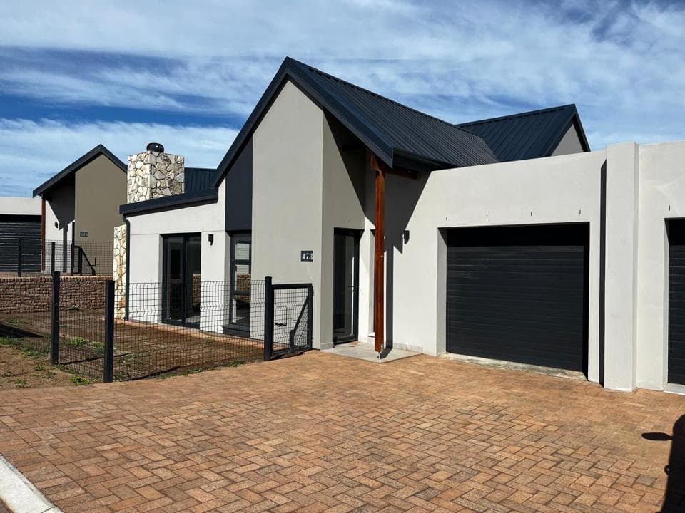 3 Bedroom Townhouse for sale in Hartland Lifestyle Estate