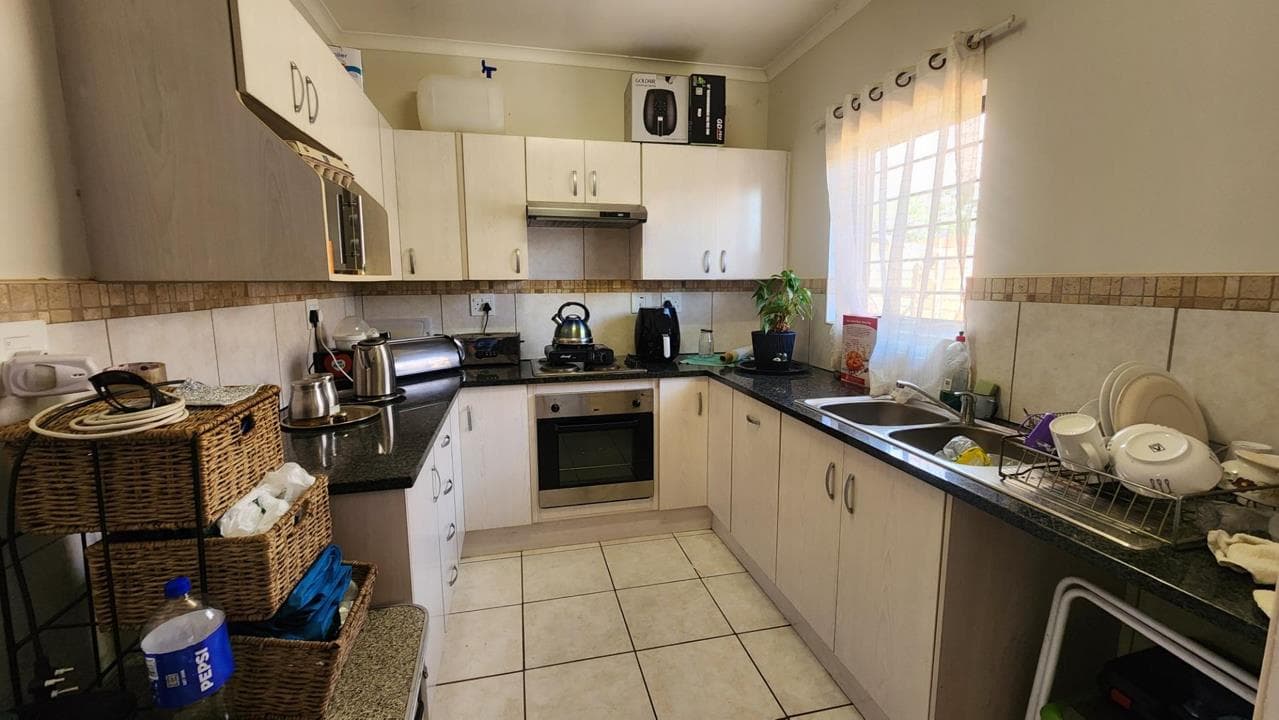 2 Bedroom House for sale in Brentwood Park