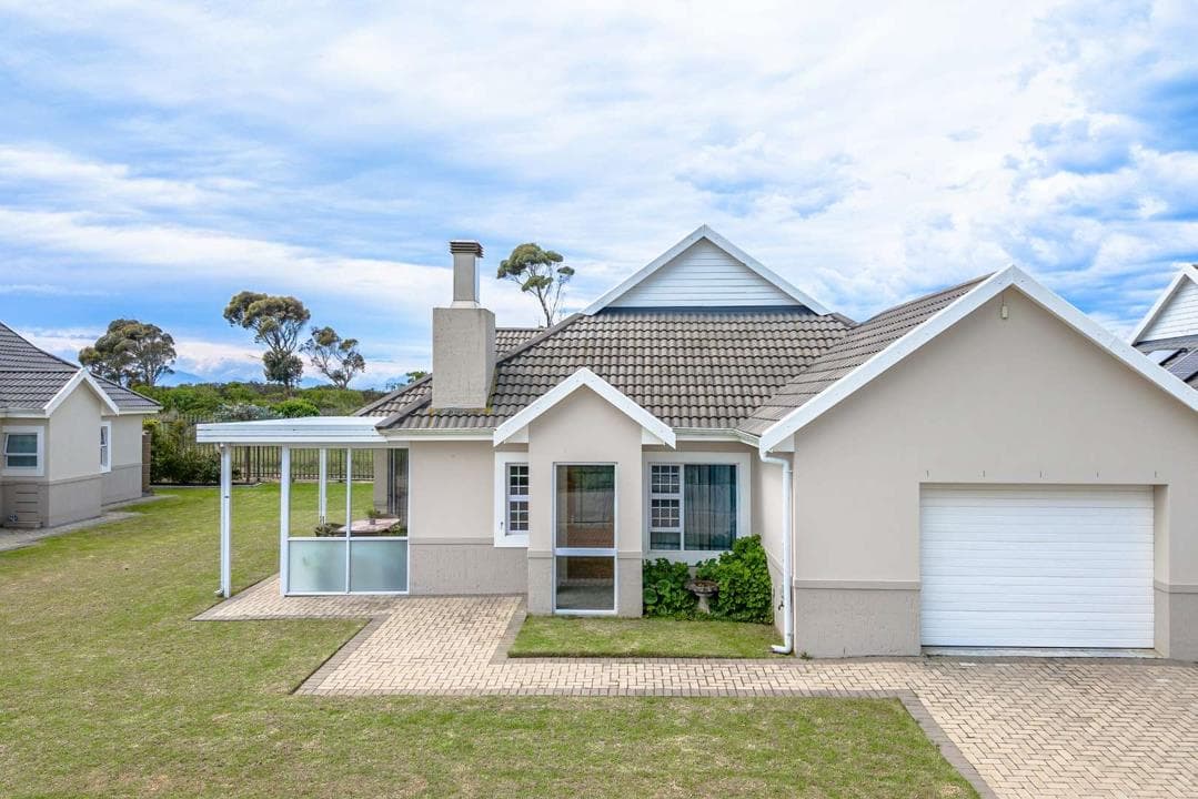 2 Bedroom Townhouse for sale in Heiderand