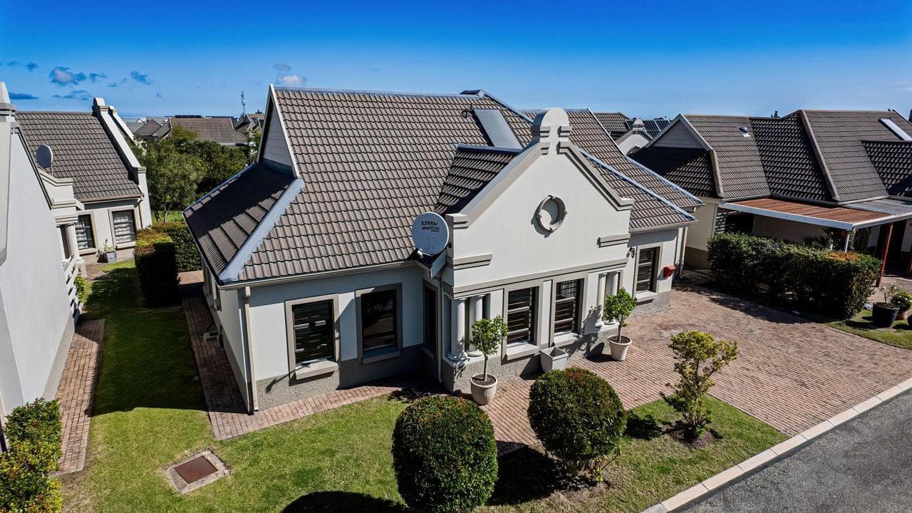 3 Bedroom House for sale in Blue Mountain Village