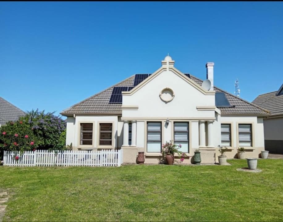 2 Bedroom House for sale in Blue Mountain Village