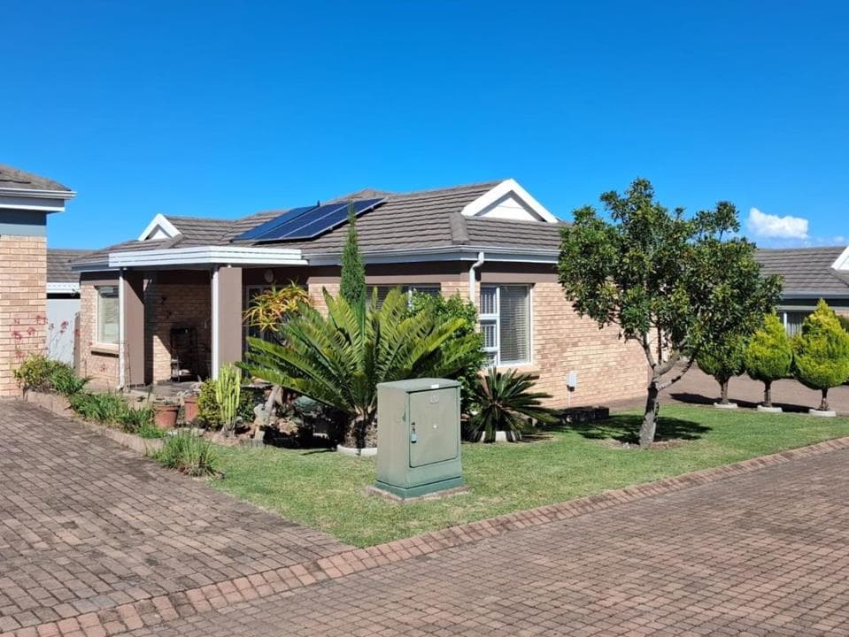 2 Bedroom House for sale in Groenkloof Retirement Village