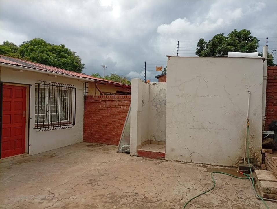 4 Bedroom House for sale in Hercules