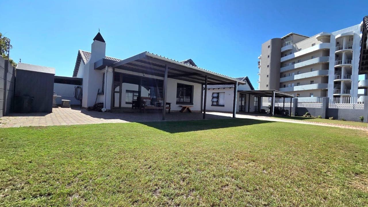 1 Bedroom Townhouse for sale in Diaz Beach