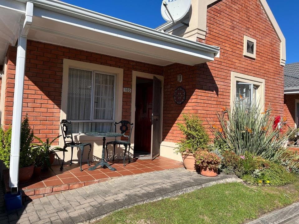 2 Bedroom Townhouse to rent in Denneoord