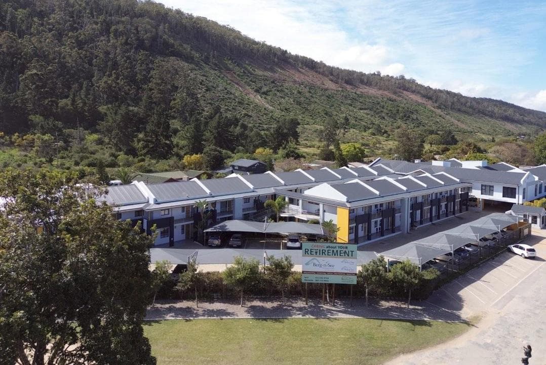 2 Bedroom Apartment / flat to rent in The Village