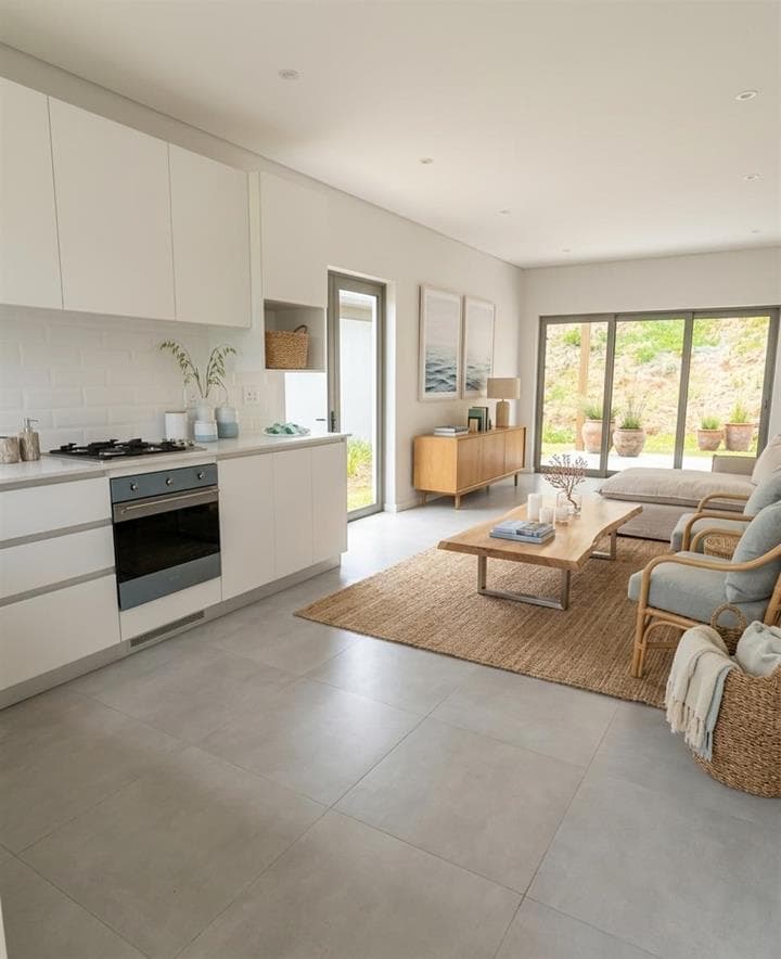 2 Bedroom Townhouse for sale in Umdloti Beach