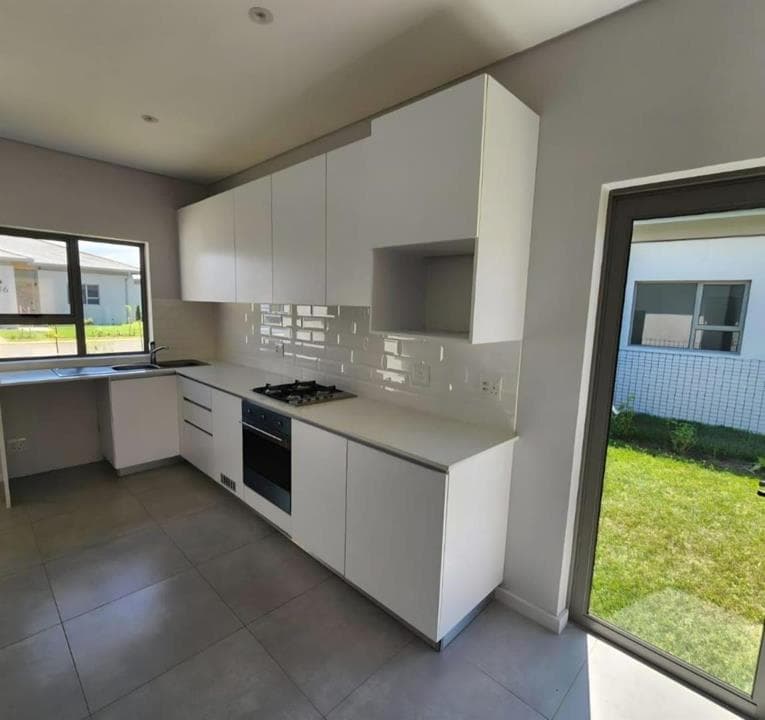 2 Bedroom Townhouse for sale in Umdloti Beach